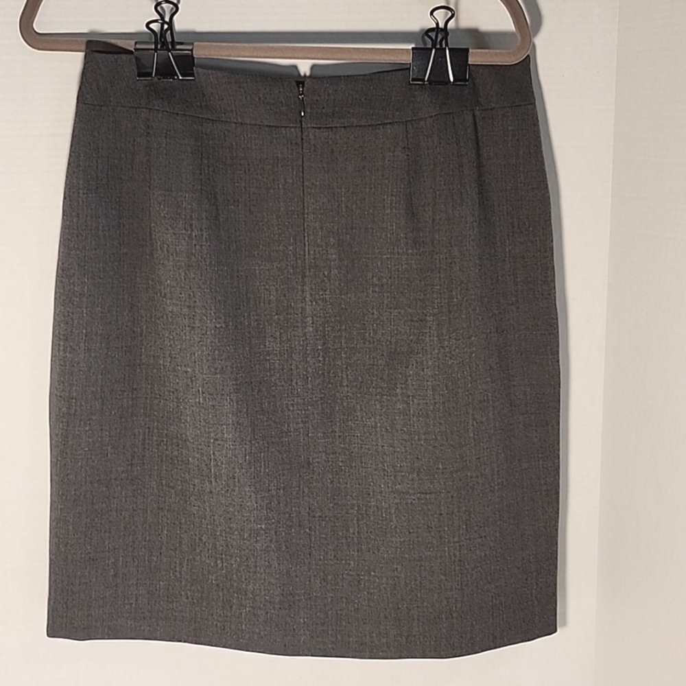 Talbots lightweight wool skirt with pockets size 12 - Picture 2 of 7